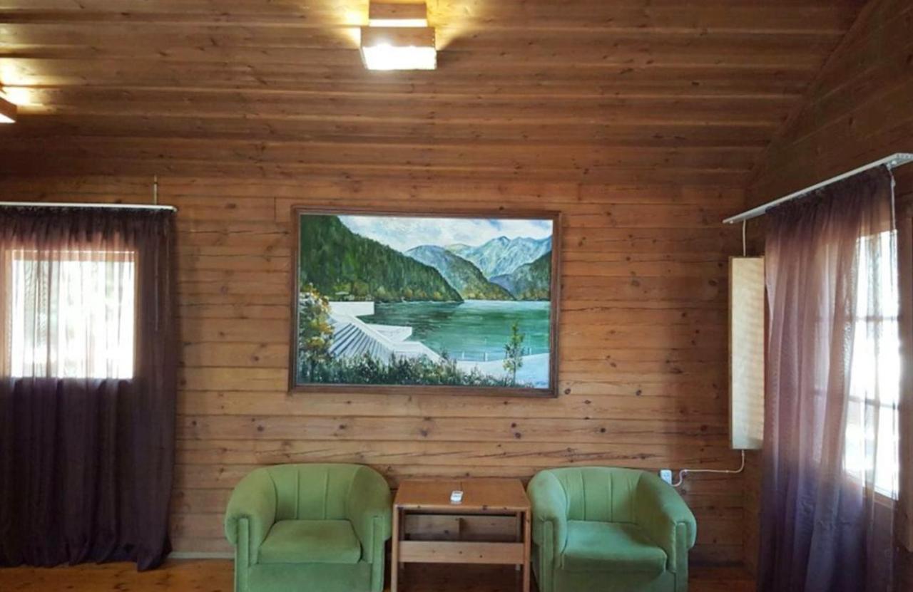 Gosdacha Ldzaa Hotel Lidzava Esterno foto