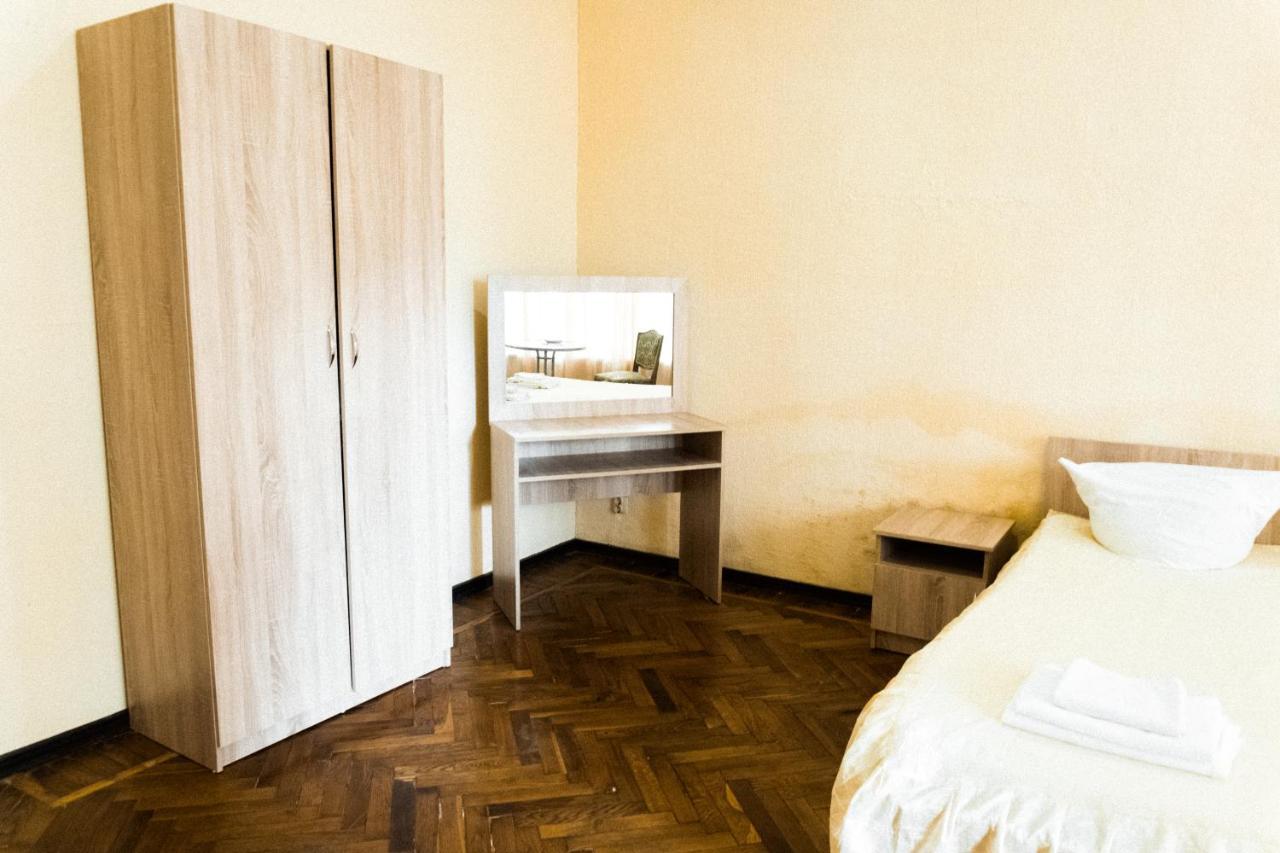 Gosdacha Ldzaa Hotel Lidzava Esterno foto